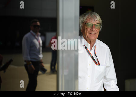 Silverstone, UK. 04 Luglio, 2015. F1 boss, Bernie Ecclestone, presso il British Formula 1 (F1) Gran Premio di Gran Bretagna a Silverstone circuito di gara, Norhamptonshire, UK. Credito: Kevin Bennett/Alamy Live News Foto Stock