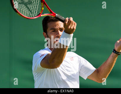 Il torneo di Wimbledon, Londra, Regno Unito. 04 Luglio, 2015. Campo da tennis, Wimbledon, Jean-Julian Rojer (NED) Credito: Henk Koster/Alamy Live News Foto Stock