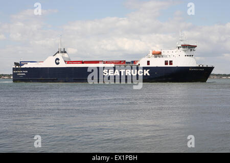 Seatruck ritmo, traghetto roro lasciando porto di Dublino il 4 Luglio 2015 Foto Stock