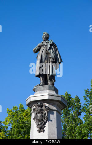 Un monumento di grande poeta polacco Adam Mickiewicz di Varsavia, Polonia Foto Stock