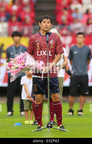 Ibaraki, Giappone. 5 Luglio, 2015. Koji Nakata Calcetto : un gioco di addio di Koji Nakata, Atsushi Yanagisawa e Toru Araiba a Kashima Soccer Stadium di Ibaraki, il Giappone . Credito: Giovanni Osada AFLO/sport/Alamy Live News Foto Stock