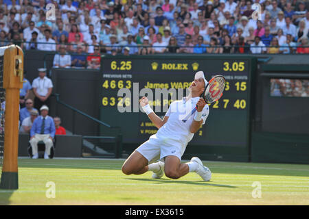 Il torneo di Wimbledon, Regno Unito. 04 Luglio, 2015. Il torneo di Wimbledon Tennis campionati. Gentlemens Singoli Terzo turno match Vasek Pospisil © Azione Sport Plus/Alamy Live News Foto Stock