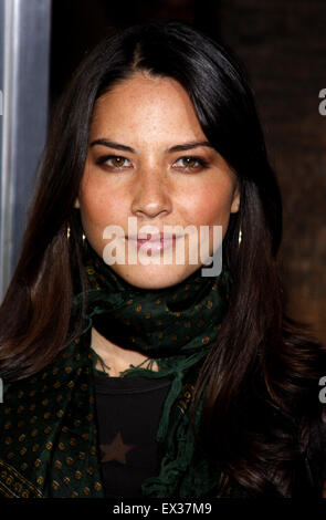 Olivia Munn presso il Los Angeles premiere di "Nobel figlio" tenutasi presso il teatro egiziano di Hollywood di dicembre 2, 2008. Foto Stock