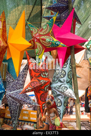 Origami stelle gruppo Foto Stock