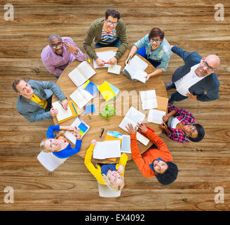 La diversità di progettazione Leadership Team di studiare Concept Foto Stock