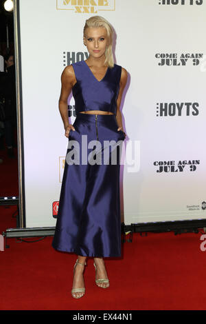 Sydney, Australia. 6 luglio 2015. Erin Holland arriva sul tappeto rosso al Qantas Credit Union Arena di Sydney per il film premiere di Magic Mike XXL. Credito: Credito: Richard Milnes/Alamy Live News Foto Stock