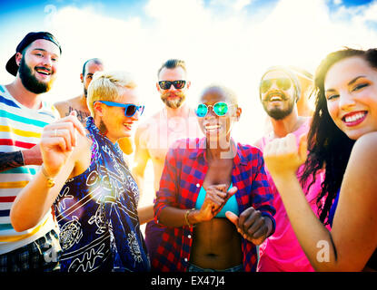 Gli adolescenti amici Beach Party felicità Concept Foto Stock