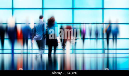 La gente di affari Rush Hour a piedi il pendolarismo concetto di città Foto Stock