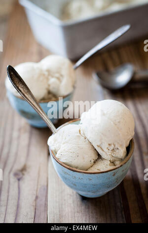 Vegan vanilla bean ice cream Foto Stock