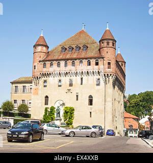 Losanna Saint-Maire Castello (Chateau Saint-Maire) in estate street view Foto Stock