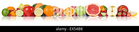Frutti delle arance di frontiera apple di limone bacche Fragole Lamponi in una riga Foto Stock