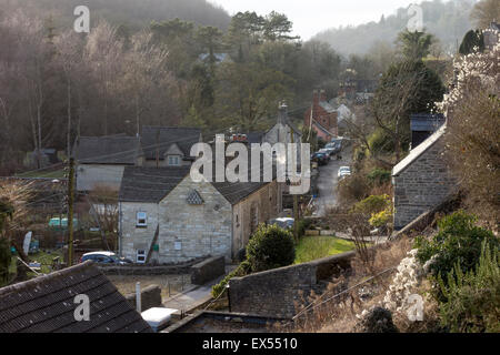 Chalford villaggio nella valle di Frome (Golden Valley) vicino a Stroud, Gloucestershire, Regno Unito Foto Stock