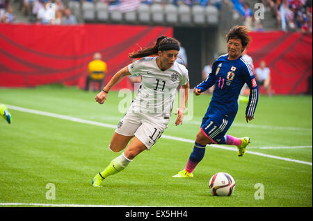 Vancouver, Canada. 5 Luglio, 2015. Stati Uniti defender Alex Kreiger (#11) con la palla durante la finale di Coppa del Mondo match tra gli Stati Uniti e il Giappone al FIFA Coppa del Mondo Donne Canada 2015 presso lo Stadio BC Place. Stati Uniti d'America ha vinto la partita 5-2. © Matt Jacques/Alamy Live News Credito: Matt Jacques/Alamy Live News Foto Stock