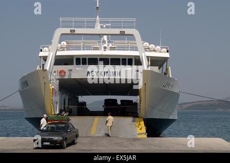 Igoumenitsa Grecia, ferry per l'isola di Corfu Foto Stock