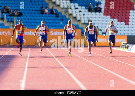 Birmingham, Regno Unito. 05 Luglio, 2015. Sainsburys britannico Campionato di atletica. Ujah Chijindu vince l'uomo 100 metri finali. © Azione Sport Plus/Alamy Live News Foto Stock