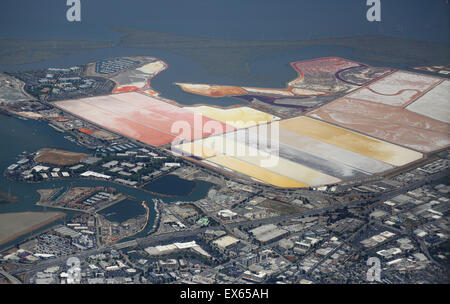 Veduta aerea Redwood City Harbour e stagni di sale Foto Stock