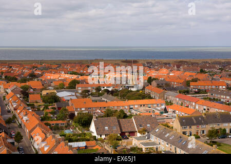 L'Europa, Paesi Bassi Zeeland, Westkapelle sulla penisola di Walcheren, vista dal faro sulla sommità della torre dell'ex Foto Stock