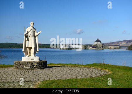 Lough Derg San Patrizio statua pellegrinaggio religioso isola religione sito cattolico donegal ferry penitenti RM Irlanda Foto Stock