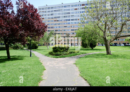 Sobborgo di parigi edificio Foto Stock