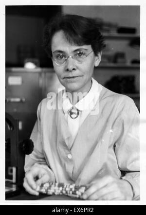 1947 Ritratto di Barbara McClintock (1902-1992) un genetista americana che ha vinto il 1983 Premio Nobel per la medicina e la Fisiologia per la sua scoperta di trasposizione genetica Foto Stock