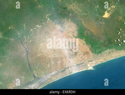 Colore immagine satellitare di Lome, Togo. Immagine presa sul dicembre 25, 2013 con il satellite Landsat 8 dati. Foto Stock