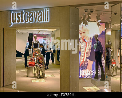 Justcavalli ( stilista italiano Italia ) Isola di Hong Kong Fashion Store cinese Cina Foto Stock