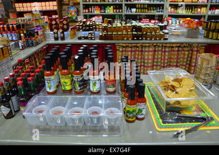 Salse Piccanti shop display New Orleans in Louisiana Foto Stock