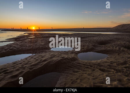 Boot camp sulla spiaggia all'alba Foto Stock