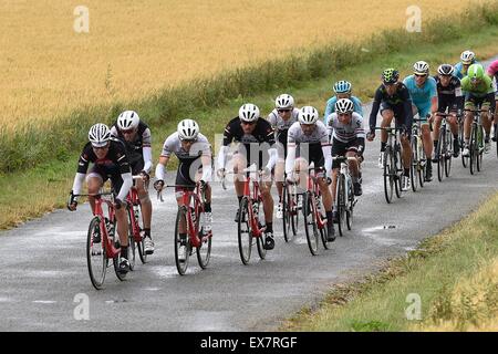 Amiens, Francia. 08 Luglio, 2015. MOLLEMA Bauke di Trek Factory Racing - durante la fase 5 del 102º edizione del Tour de France 2015 con inizio in Arras e finire in Amiens, Francia (189 km) * Credito: Azione Sport Plus/Alamy Live News Foto Stock