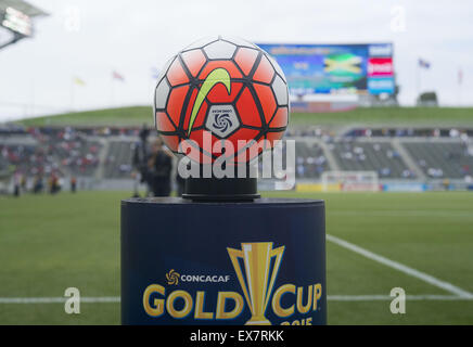 Carson, CALIFORNIA, STATI UNITI D'AMERICA. 8 Luglio, 2015. Il ufficiale nike palla è sul display momenti prima che il gioco tra Costa Rica e Giamaica della CONCACAF Gold Cup Gruppo B corrisponde al centro StubHub su luglio 8, 2015 a Los Angeles, California. ARMANDO ARORIZO. © Armando Arorizo/Prensa Internacional/ZUMA filo/Alamy Live News Foto Stock