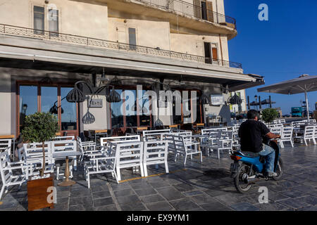 Ristorante Creta nel Porto Vecchio Veneziano, Via Rethymno Creta, Grecia Foto Stock