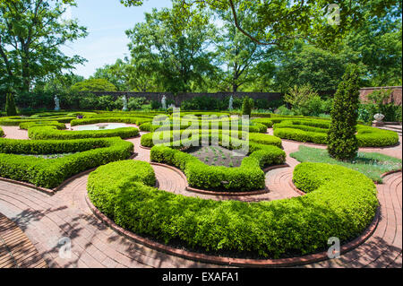 Giardini presso il Palazzo Tryon, New Bern, North Carolina, Stati Uniti d'America, America del Nord Foto Stock