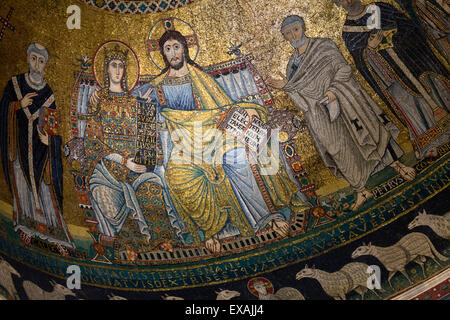 Mosaici all interno della chiesa di Santa Maria in Trastevere, Piazza Santa Maria in Trastevere, Roma, Lazio, l'Italia, Europa Foto Stock