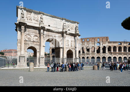 Arco di Costantino (Arco di Costantino e il Colosseo, Sito Patrimonio Mondiale dell'UNESCO, Roma, Lazio, l'Italia, Europa Foto Stock