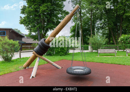 Bambini attrezzature fitness nel parco Foto Stock