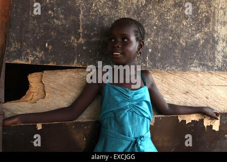 Abuja, 11 luglio 2015. persone sfollate dai luoghi colpiti dal braccio gruppo Boko Haram raduno di Abuja, il territorio di capitale della Nigeria. Foto Stock