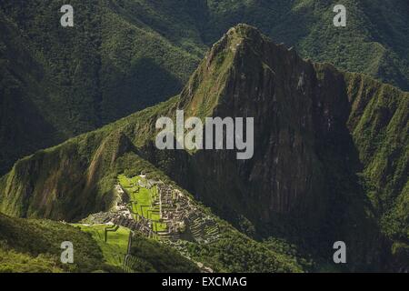 Viev di Machu Picchu, Perù durante la montagna arrampicata Machu Picchu Foto Stock