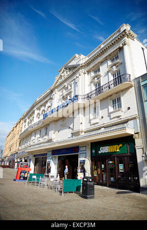 Winter Gardens segno sull'esterno dell'edificio 1870 1878 xix secolo 845- adulti sala da ballo Arcaid beach Blackpool British Foto Stock