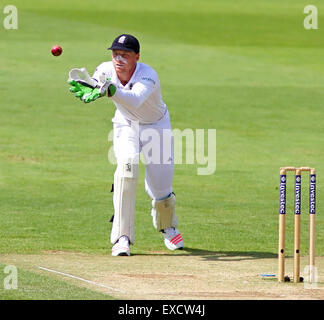 Cardiff, Galles, UK. 11 Luglio, 2015. Jos Buttler di Inghilterra durante il giorno quattro del primo Investec Ceneri Test match tra Inghilterra e Australia di SWALEC Stadium sulla luglio 11, 2015 a Cardiff, Regno Unito. Credito: Cal Sport Media/Alamy Live News Foto Stock