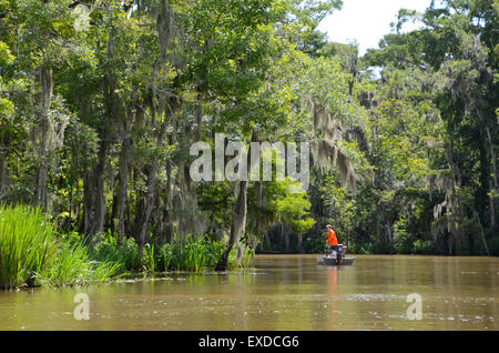 Fisherman Pearl River palude di new orleans Foto Stock