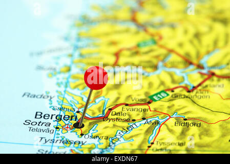 Bergen imperniata su una mappa di Europa Foto Stock