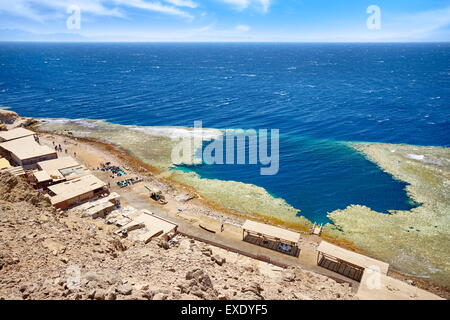 Blue Hole, Dahab, Sinai, Mar Rosso, Egitto Foto Stock