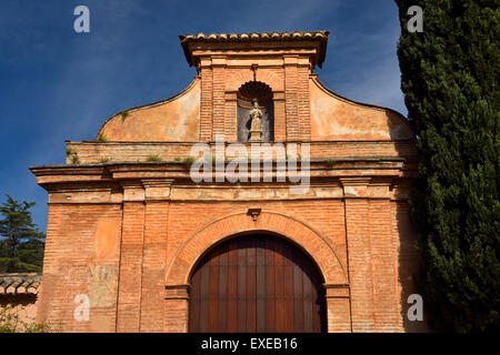 La facciata anteriore dell antico convento di San Francisco hotel ora al Palazzo dell'Alhambra di Granada Spagna Foto Stock