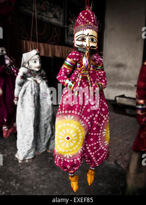 Stringa indiano fantoccio appeso in Rajasthan Foto Stock