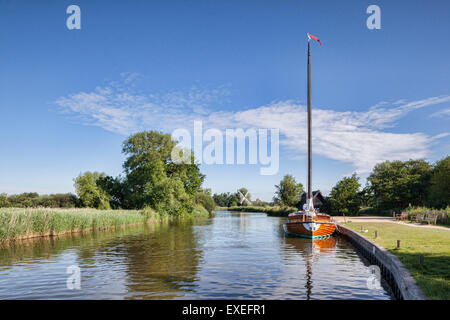 Fiume Ant in Norfolk Broads come Hill, Norfolk, Inghilterra. Foto Stock