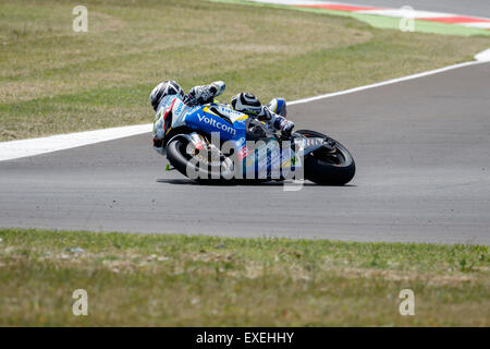 Misano Adriatico, Italia - 21 Giugno 2015: Suzuki GSX-R1000 di VOLTCOM Crescent Suzuki Team, pilotato da DE PUNIET Randy Foto Stock