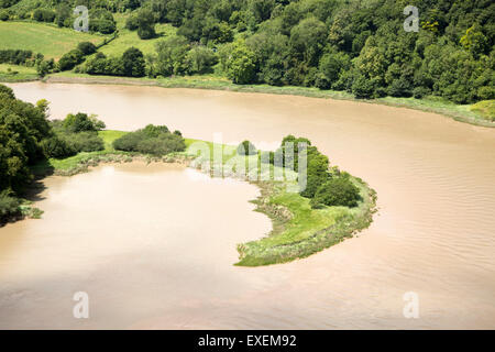 Vista nord verso Lancaut su incisa meandro, gorge e fiume allo spiedo, fiume Wye, vicino a Chepstow, Monmouthshire, Wales, Regno Unito Foto Stock