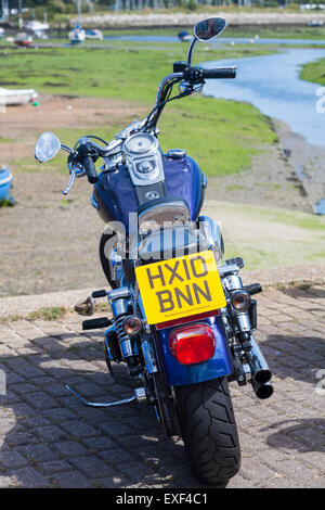 Harley Davidson Fxdc Superglide Cu 1584 1 moto super glide parcheggiato da Emsworth Harbour, Hampshire, Regno Unito nel mese di luglio Foto Stock