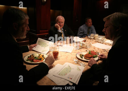 Il vice presidente Cheney, David Addington e Vice staff presidenziale a Foto Stock