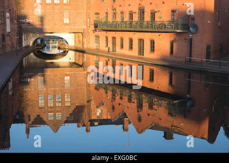 Bacino del canale a Birmingham, Inghilterra Foto Stock